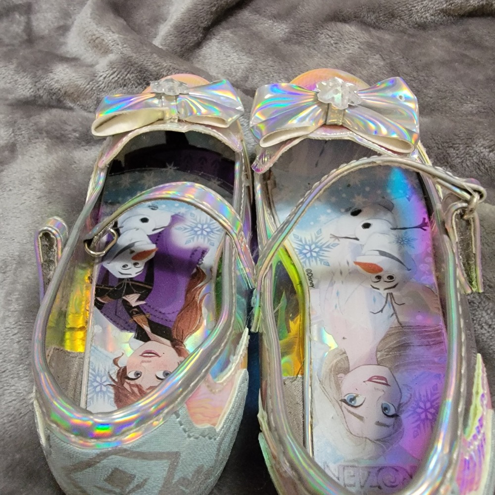 Disney Frozen Mary Janes Girls Excellent Size 11 Iridescent Elsa Anna Bow S918